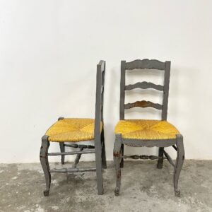 Pareja sillas rústicas francesas de la campiña - Imagen 4